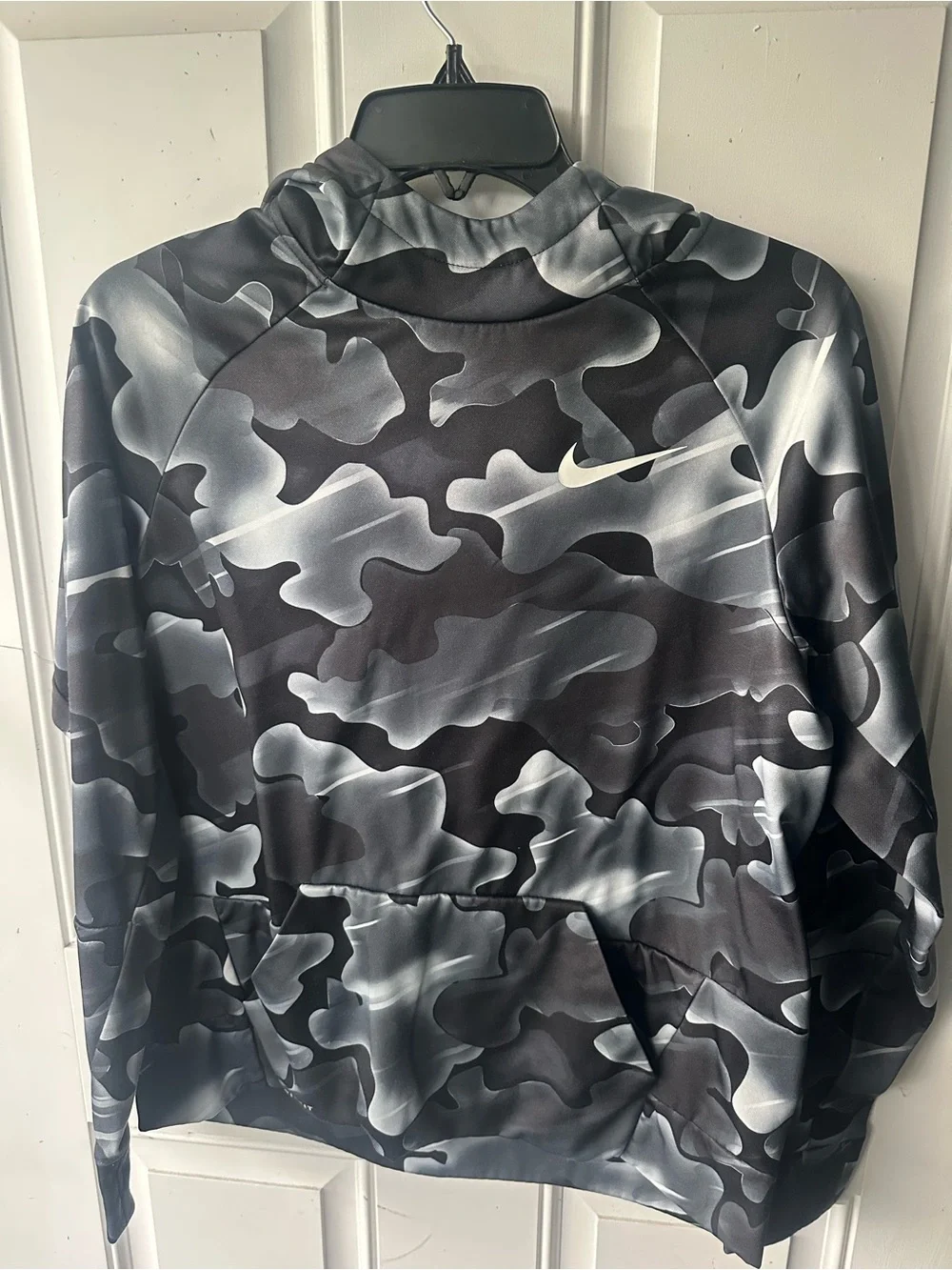 Nike Kids Black & Gray Camo Hooded Pullover